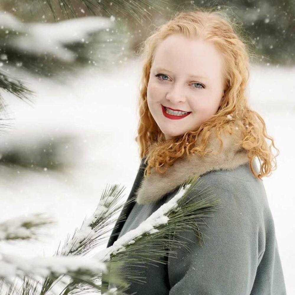 Meet your Posher, Caroline